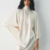 Vestido de satén con volantes Vestido de satén con volantes