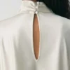 Vestido de satén con volantes Vestido de satén con volantes