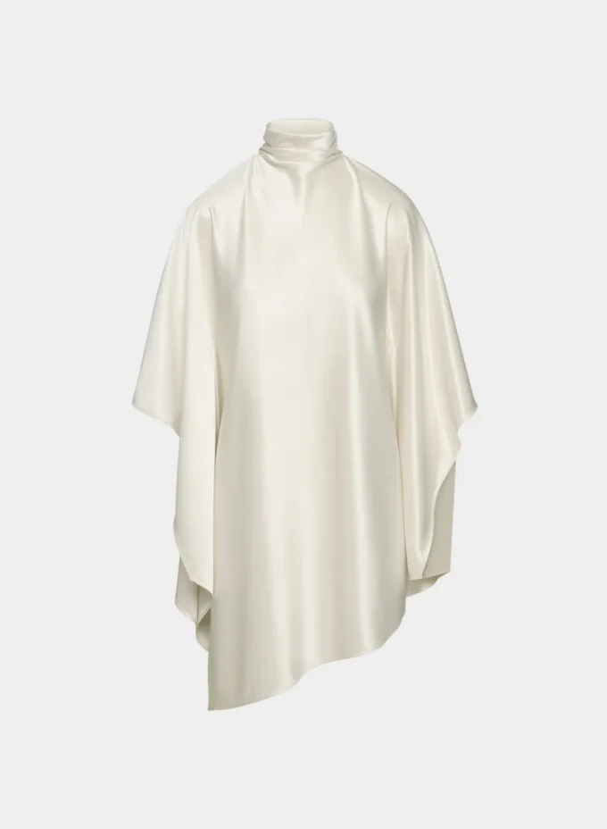Vestido de satén con volantes Vestido de satén con volantes