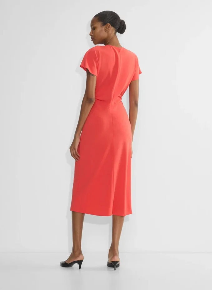Vestido futurista Vestido futurista