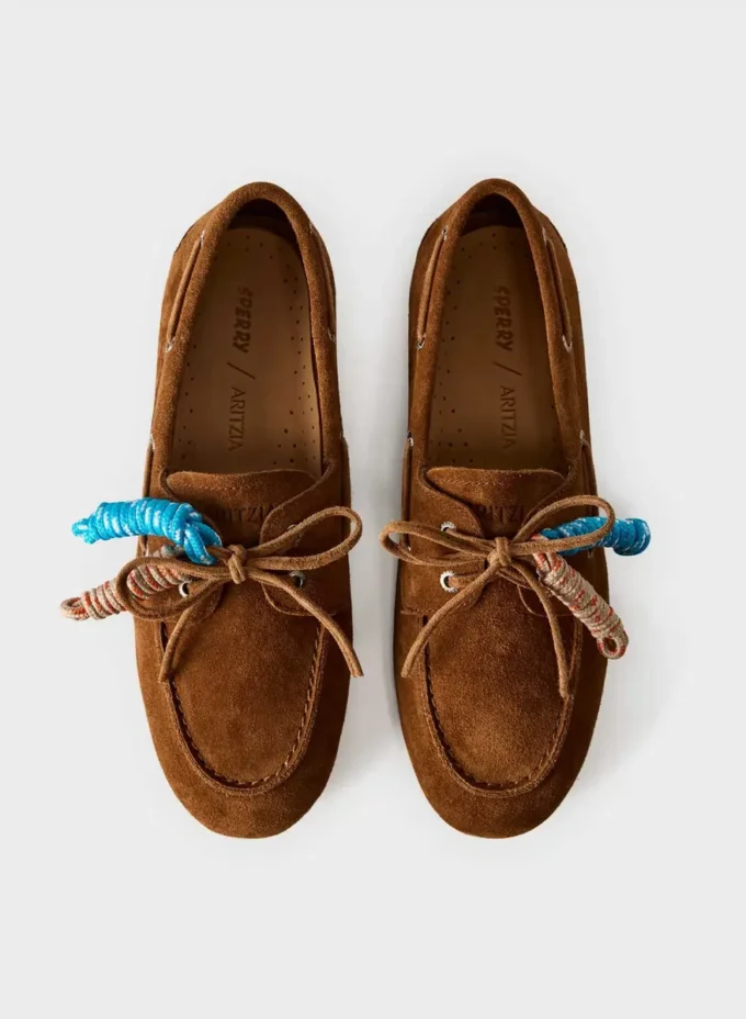 Zapatos náuticos estrechos Sperry x Aritzia – Piel de ante Zapatos náuticos estrechos Sperry x Aritzia – Piel de ante