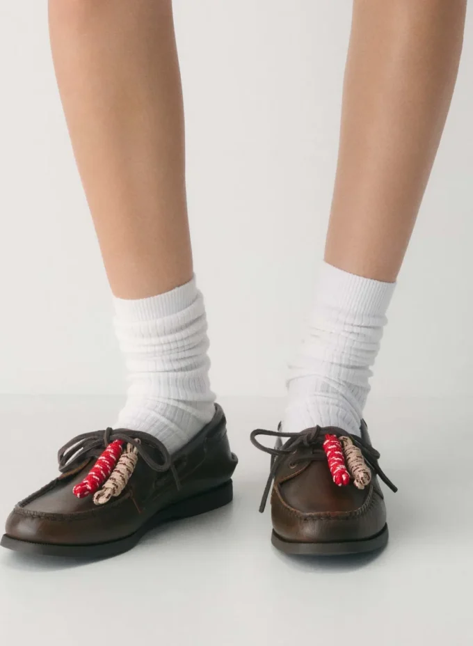 Zapatos náuticos Sperry x Aritzia AO – Cuero liso