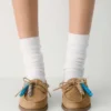 Zapatos náuticos Sperry x Aritzia AO – Cuero nobuk Zapatos náuticos Sperry x Aritzia AO – Cuero nobuk