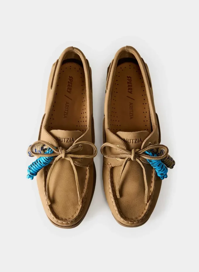 Zapatos náuticos Sperry x Aritzia AO – Cuero nobuk Zapatos náuticos Sperry x Aritzia AO – Cuero nobuk