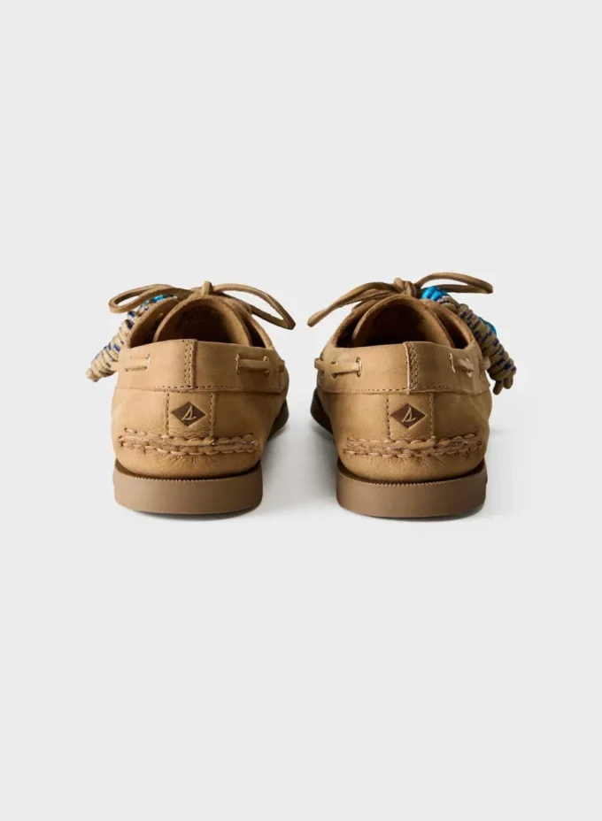 Zapatos náuticos Sperry x Aritzia AO – Cuero nobuk Zapatos náuticos Sperry x Aritzia AO – Cuero nobuk